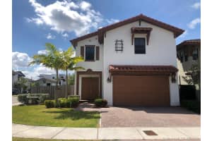 10226 Nw 87th St, Doral