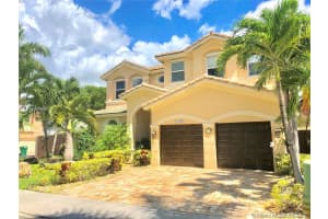 11559 Nw 84th Ter, Doral