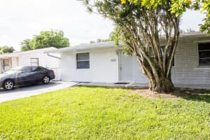 9445 Sw 52nd Ct, Cooper City