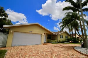 10510 Sw 146th Ct, Miami