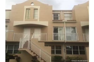 8660 Nw 6th Ln 5-202, Miami