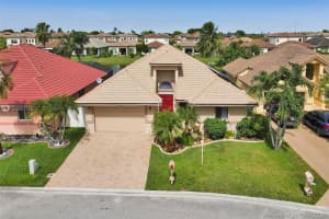 1141 Sw 115th Ave, Pembroke Pines