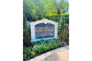 129 Laurel Rd, Hollywood