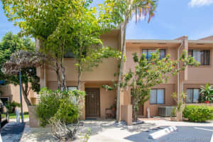 139 Sparrow Dr 4h, Royal Palm Beach