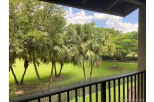 330 W Park Dr 204-10, Miami