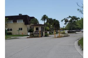 9007 Sw 138th St 17, Miami