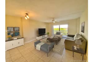 1831 Ne 38th St 605, Oakland Park