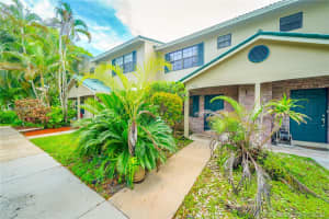 560 Westree Ln, Plantation