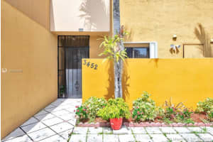 3452 Sw 112th Ave 12-2, Miami 3452 Sw 112th Ave 12-2, Miami