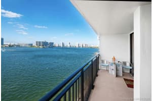 17720 N Bay Rd 705, Sunny Isles Beach 17720 N Bay Rd 705, Sunny Isles Beach