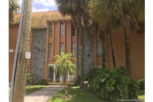 1280 W 54th St 206b, Hialeah