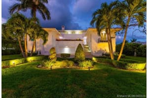 6901 Sunrise Pl, Coral Gables
