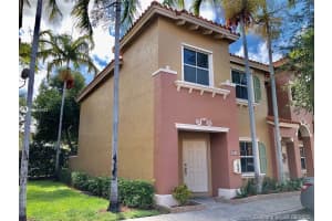 624 Sw 107th Ave 701, Pembroke Pines