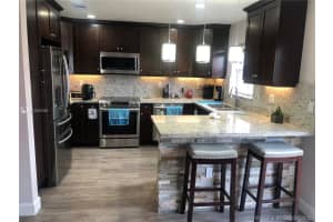 16367 Sw 46th Ter, Miami