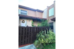 525 W Park Dr 204-7, Miami 525 W Park Dr 204-7, Miami