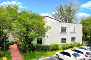 9433 Fontainebleau Blvd 201, Miami 9433 Fontainebleau Blvd 201, Miami