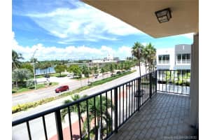 6445 Indian Creek Dr B6, Miami Beach