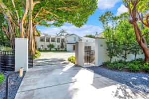 4020 Kiaora St, Miami 4020 Kiaora St, Miami