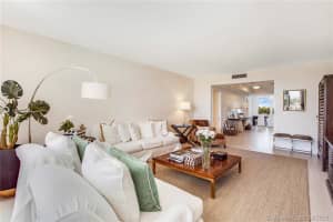 781 Crandon Blvd 505, Key Biscayne 781 Crandon Blvd 505, Key Biscayne