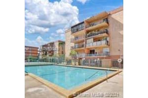 1950 W 56th St 2302d, Hialeah 1950 W 56th St 2302d, Hialeah