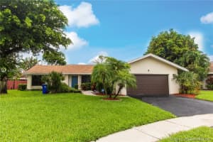 1055 Sw 55th Way, Margate