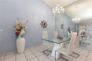 3240 W 70th St 123, Hialeah