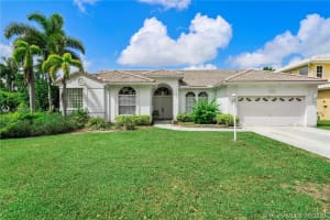 9251 Nw 42nd Ct, Coral Springs