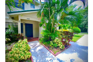 548 Westree Ln 548, Plantation