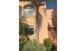 1147 Nw 124th Pl 205, Miami