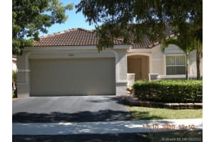 1862 Sirius Ln, Weston