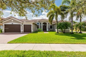 2216 Sw 195th Ave, Miramar