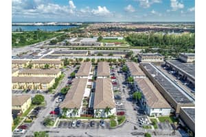 8177 W 36th Ave 7, Miami 8177 W 36th Ave 7, Miami