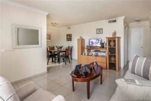 1655 W 44th Pl 339, Hialeah 1655 W 44th Pl 339, Hialeah