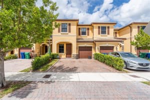 11295 Nw 88th Ter 11295, Doral
