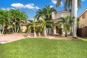 16325 Sw 68th Ter, Miami