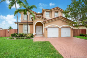 11239 Nw 78th St, Doral