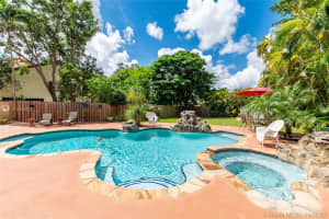 8806 Sw 150th Place Cir, Miami 8806 Sw 150th Place Cir, Miami