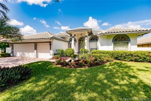 11043 Nw 18th Pl, Plantation