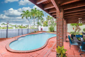 14458 Sw 93rd Ter, Miami
