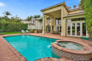 19515 Presidential Way, Miami 19515 Presidential Way, Miami