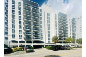 7928 West Dr 402, North Bay Village 7928 West Dr 402, North Bay Village