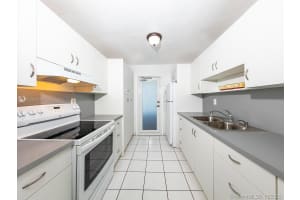 1030 9th St 402, Miami Beach