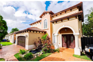 16235 Sw 95th St, Miami