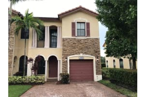 10370 Nw 30th Ter, Doral