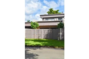 10622 Sw 74th Ter 10622, Miami