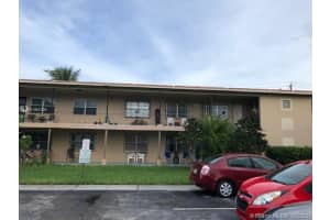 383 E 4th Ave 8, Hialeah