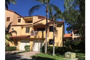 21375 Marina Cove Cir 17-a, Aventura