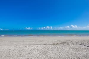 123 E Enid Dr 11, Key Biscayne