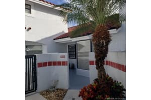 2404 San Remo Cir 2404, Homestead