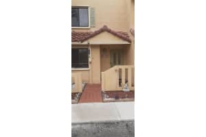 3915 Nw 94th Way, Sunrise